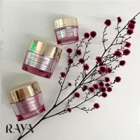 کرم دور چشم استی لادر مدل تری پپتید حجم 15 و 5 میل